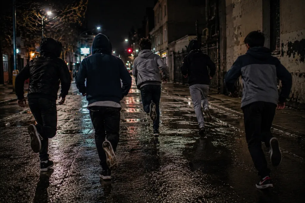 επίθεση με ρόπαλα σε ανηλίκους Παιανία