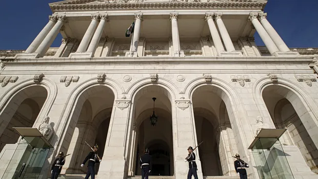 κοινοβούλιο Πορτογαλίας ψηφοφορία εργατικό δίκαιο