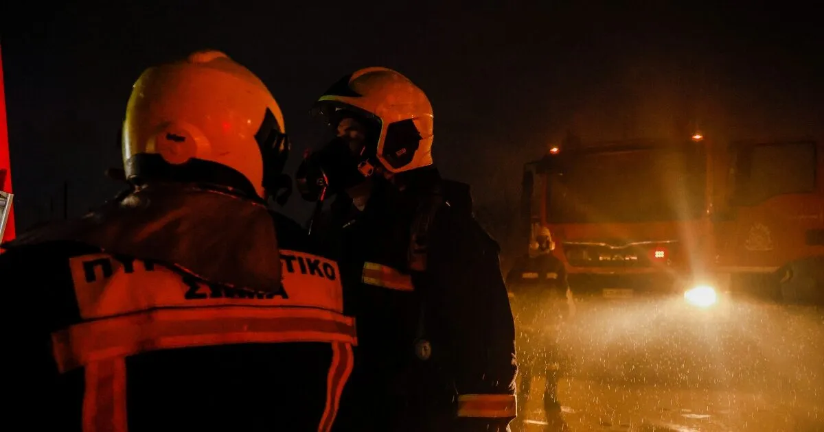 Φωτιά στις αποθήκες Σκουλούδη Αθάνατοι Ηράκλειο πυροσβεστική