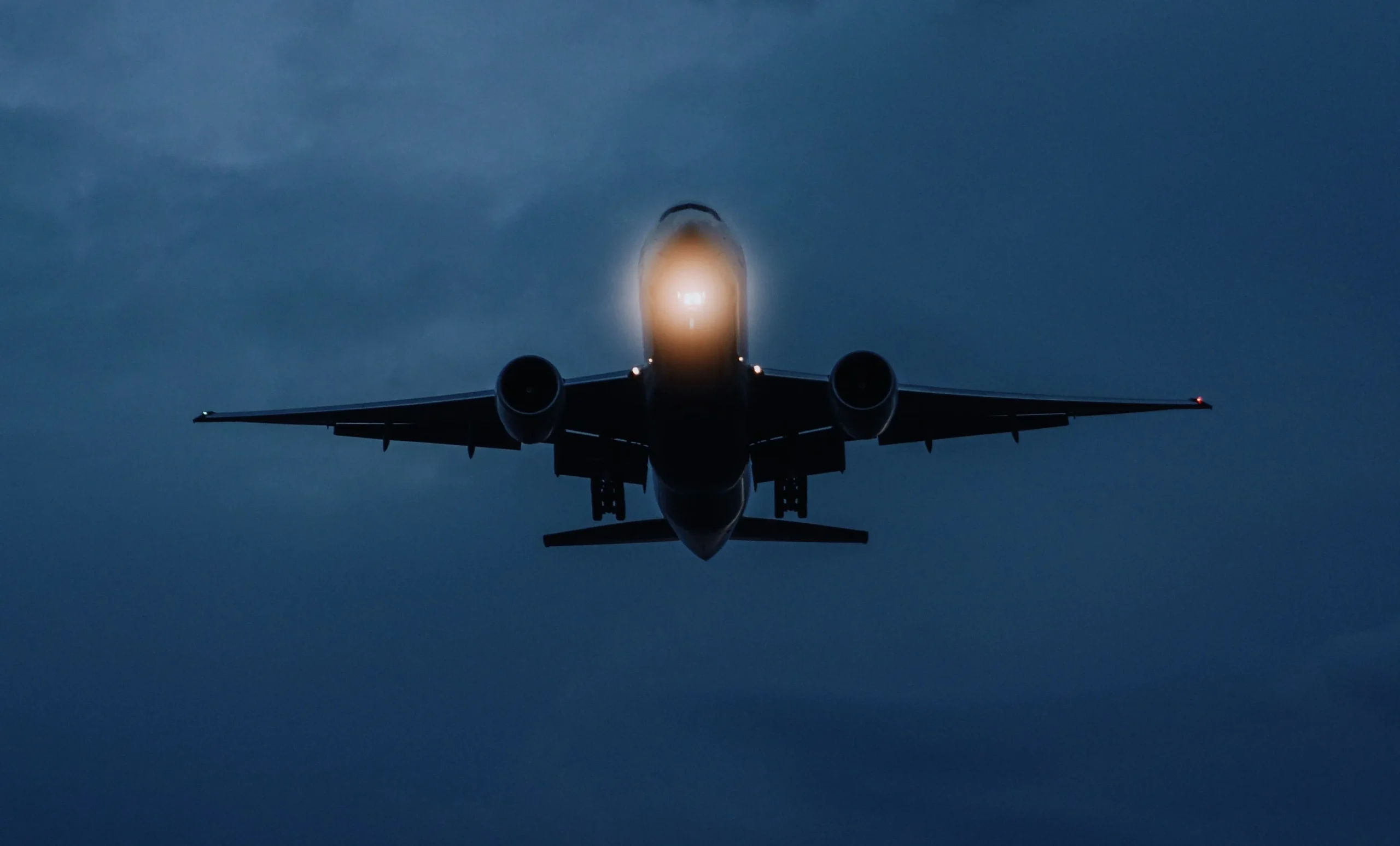 Αεροσκάφος Boeing 787 Dreamliner TUI fly έκτακτη προσγείωση Ρόδος