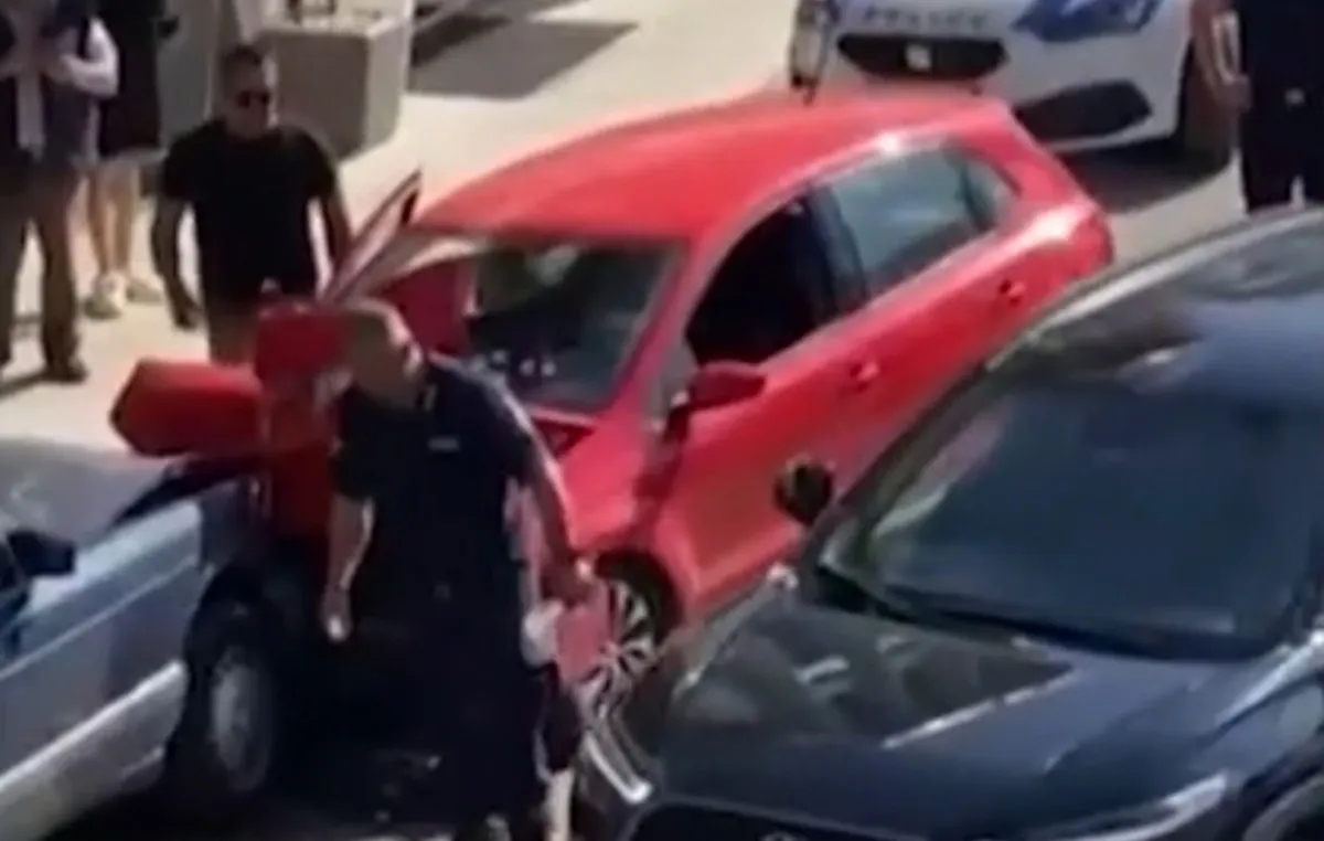 τροχαίο ατύχημα κέντρο Ναυπάκτου οχήματα