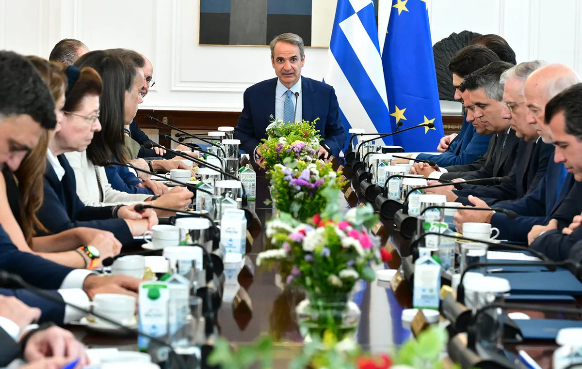 Μητσοτάκης υπουργικό συμβούλιο πάγωμα τιμών καυσίμων