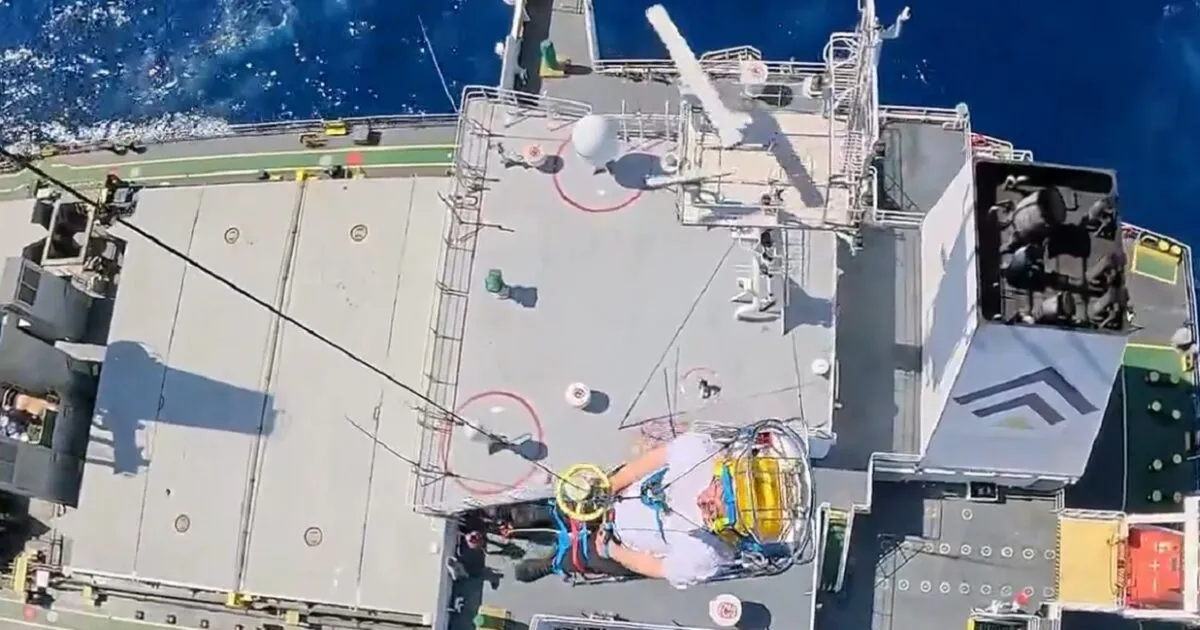 Ελικόπτερο Super Puma Πολεμικής Αεροπορίας αεροδιακομιδή Ρόδος