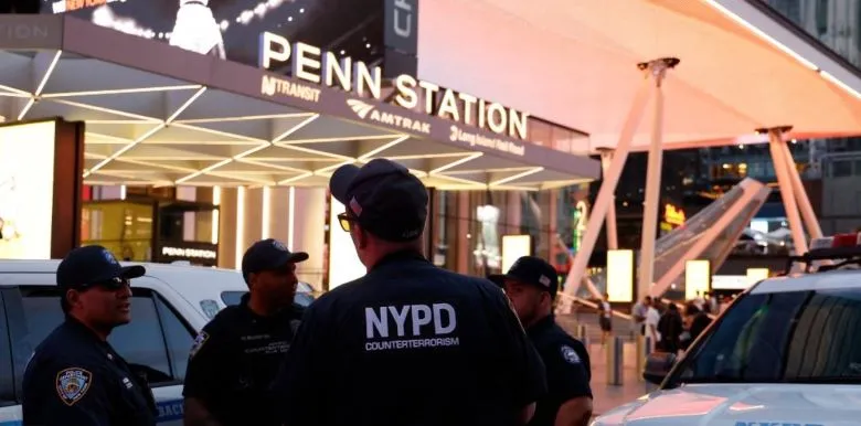 Επίθεση με μαχαίρι στον Penn Station Νέας Υόρκης
