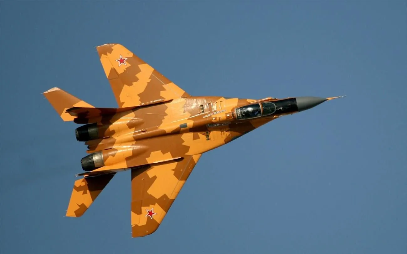 Ουκρανικό μαχητικό αεροσκάφος Su-24 σε πτήση