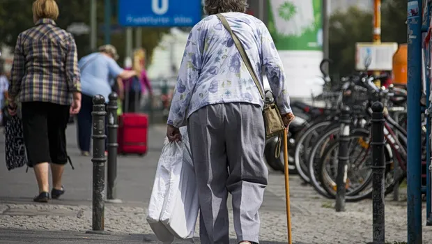 φτώχεια Γερμανία ηλικιωμένοι κοινωνική ανισότητα