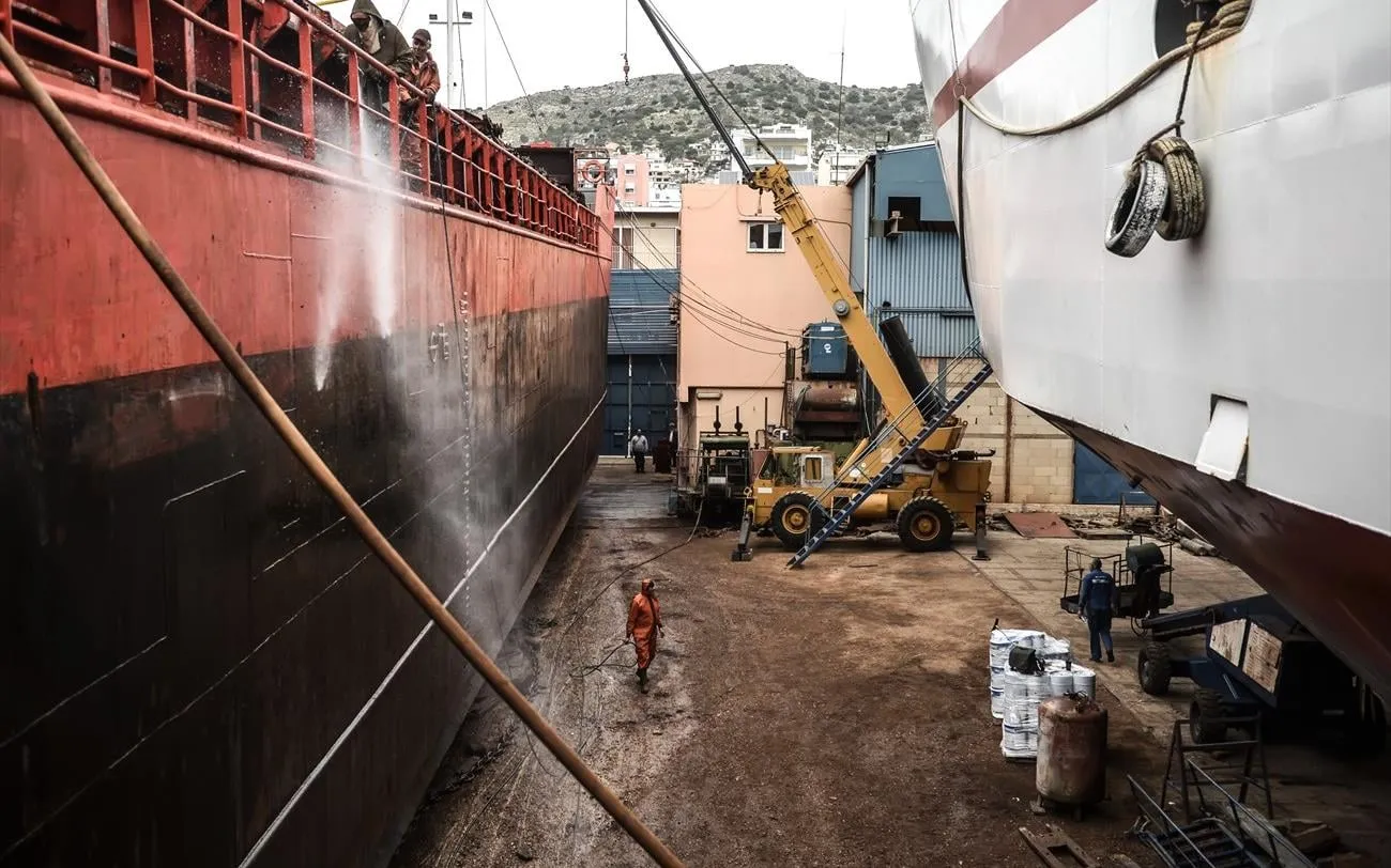 εργατικό ατύχημα ναυπηγοεπισκευαστική ζώνη Πέραμα τραυματίας