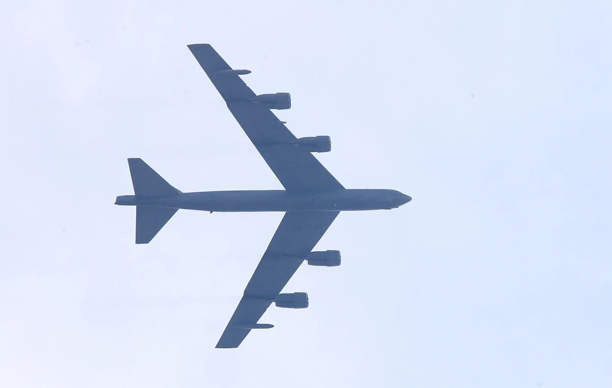 βομβαρδιστικό B-52 Stratofortress συντριβή βάση Edwards Καλιφόρνια