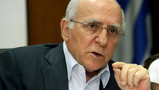 Κηδεία Γιώργου Σουφλιά Κοιμητήριο Παπάγου