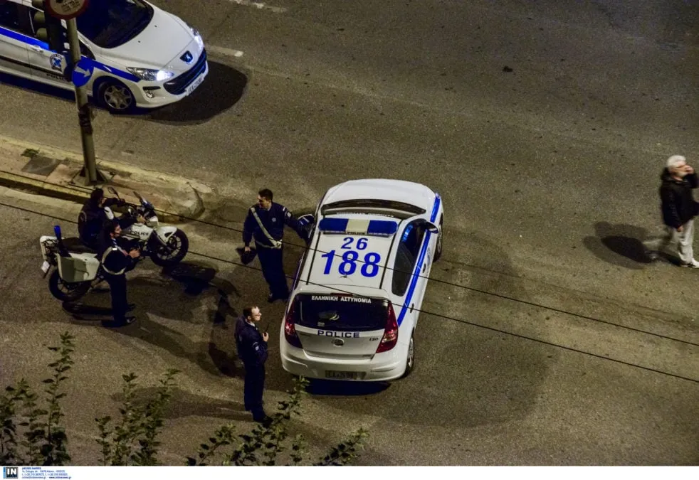 Αστυνομικοί στην Καλλιθέα μετά από φονική συμπλοκή νεαρών