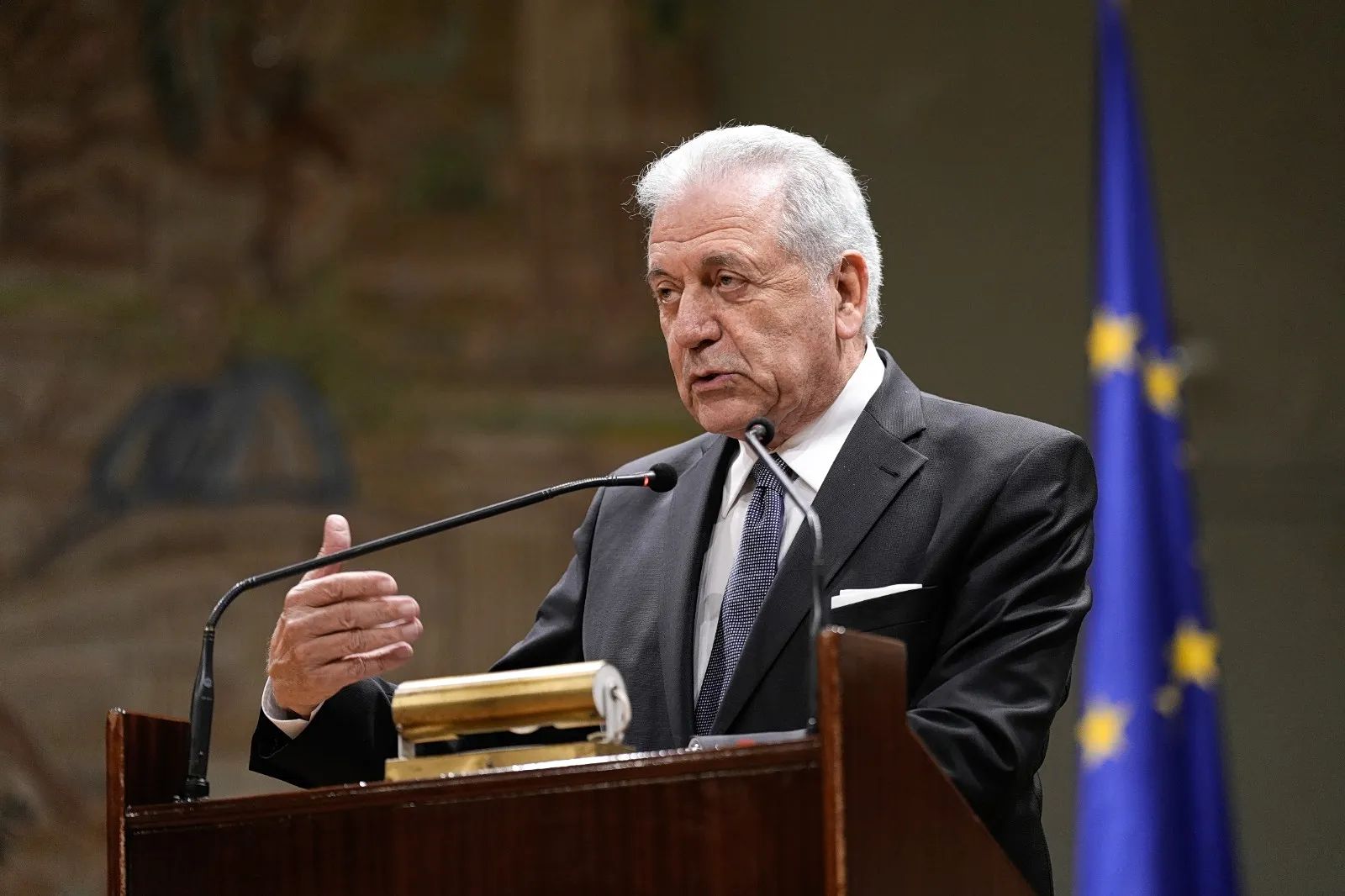 Δημήτρης Αβραμόπουλος βουλευτής ΝΔ ένταλμα σύλληψης Qatargate