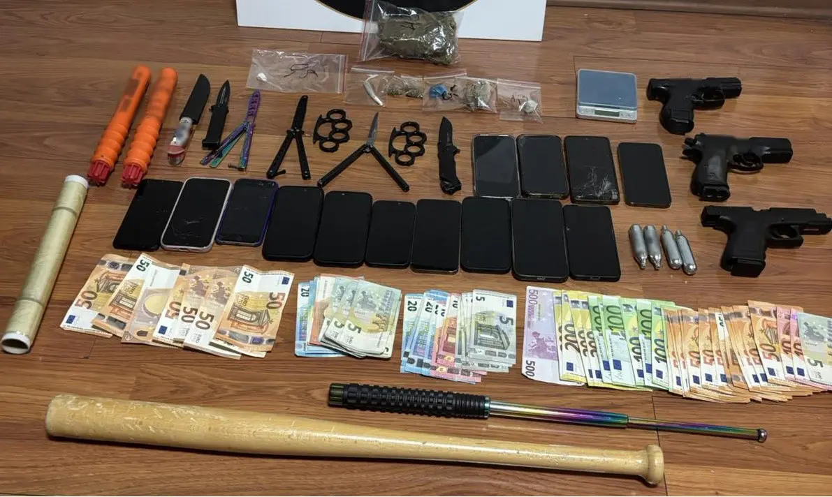 συλλήψεις κυκλώματα ναρκωτικά ανήλικοι βόρεια προάστια Αθήνα