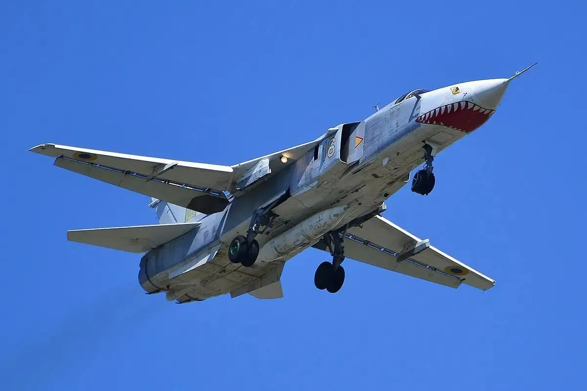 Ουκρανικό μαχητικό αεροσκάφος Su-24 σε πτήση