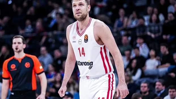 Σάσα Βεζένκοφ MVP Euroleague Ολυμπιακός βραβείο