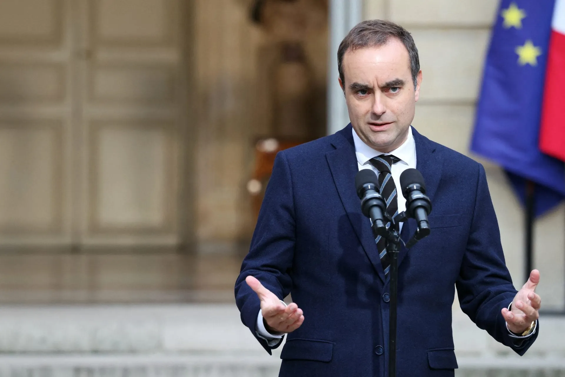 Γάλλος πρωθυπουργός Λεκορνί συνέντευξη εκλογές 2027