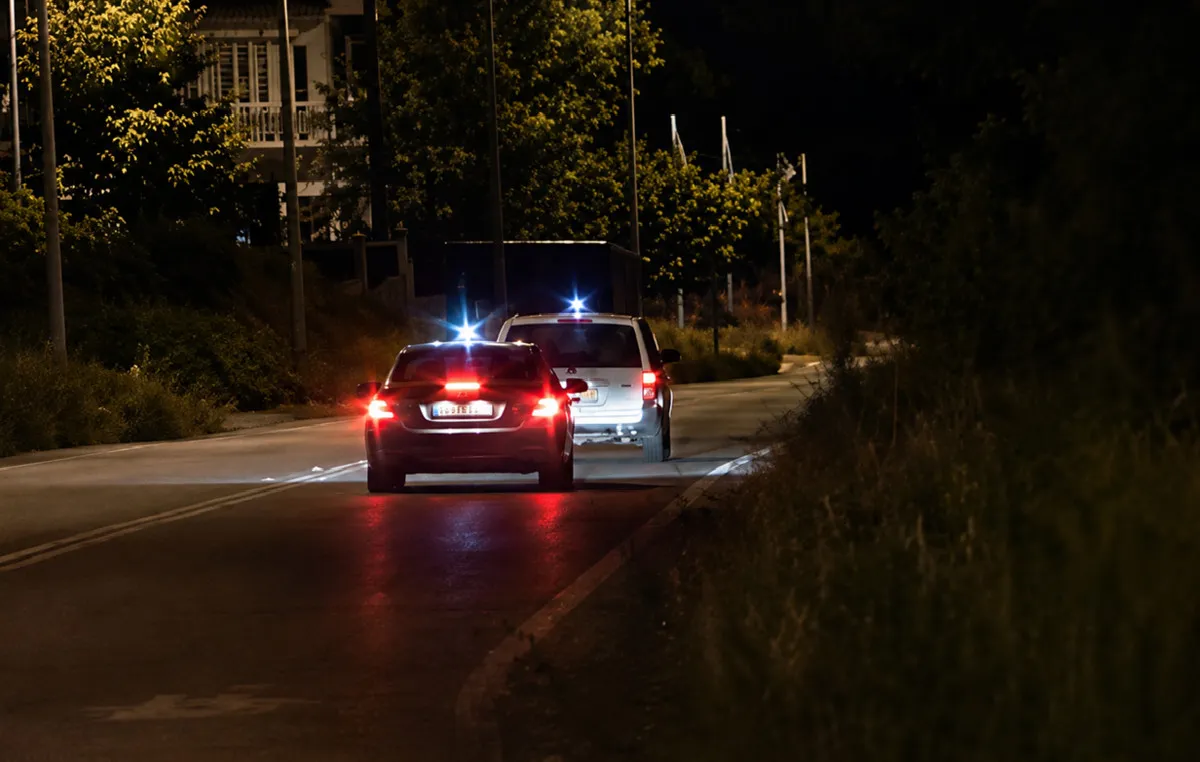 Σύλληψη νεαρών με κλεμμένη μηχανή στο Μοσχάτο