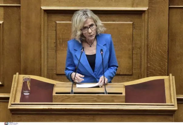 Η βουλευτής Γιώτα Πούλου σε ομιλία στη Βουλή