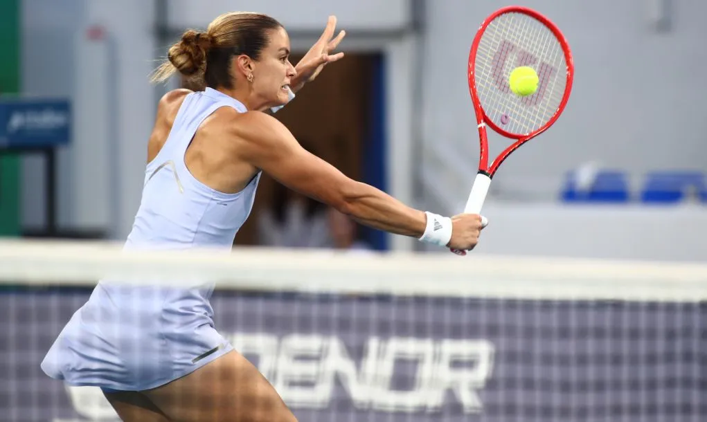 Η Μαρία Σάκκαρη πανηγυρίζει τη νίκη στο Athens Open