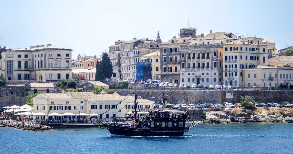 Φοιτητικά διαμερίσματα προς ενοικίαση σε ελληνική πόλη
