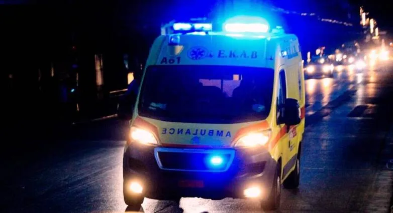 Ασθενοφόρο ΕΚΑΒ σε τροχαίο ατύχημα στον Λαγκαδά