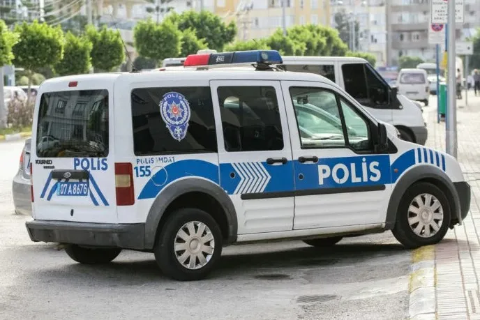 Ο Τούρκος ροκ σταρ Χαλούκ Λεβέντ σε συναυλία