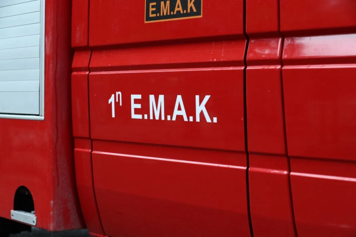 Πυροσβέστες επιχειρούν στη φωτιά στο Περιβολάκι Λαγκαδά