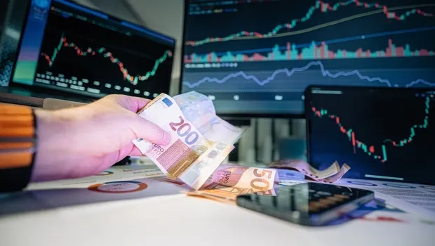 Ο Κωνσταντίνος Αργυρός με την οικογένειά του στην Πελοπόννησο