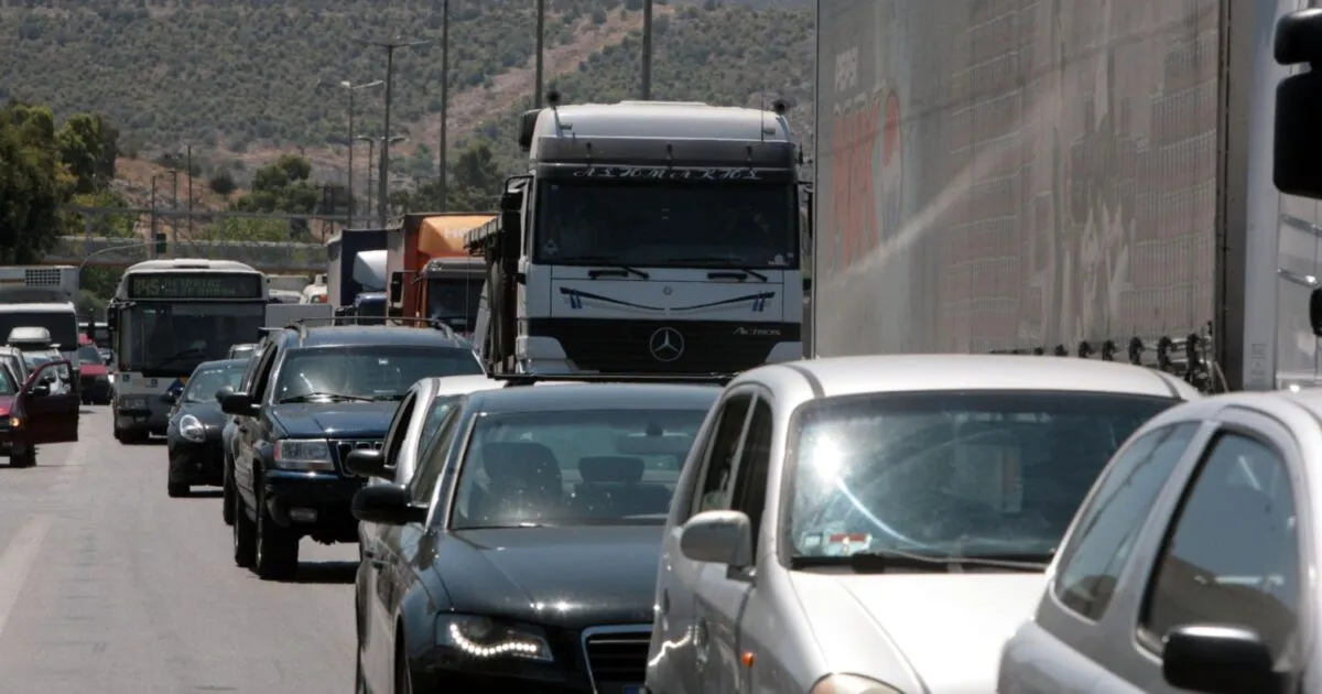 Μποτιλιάρισμα και κίνηση στον Κηφισό στην Αττική