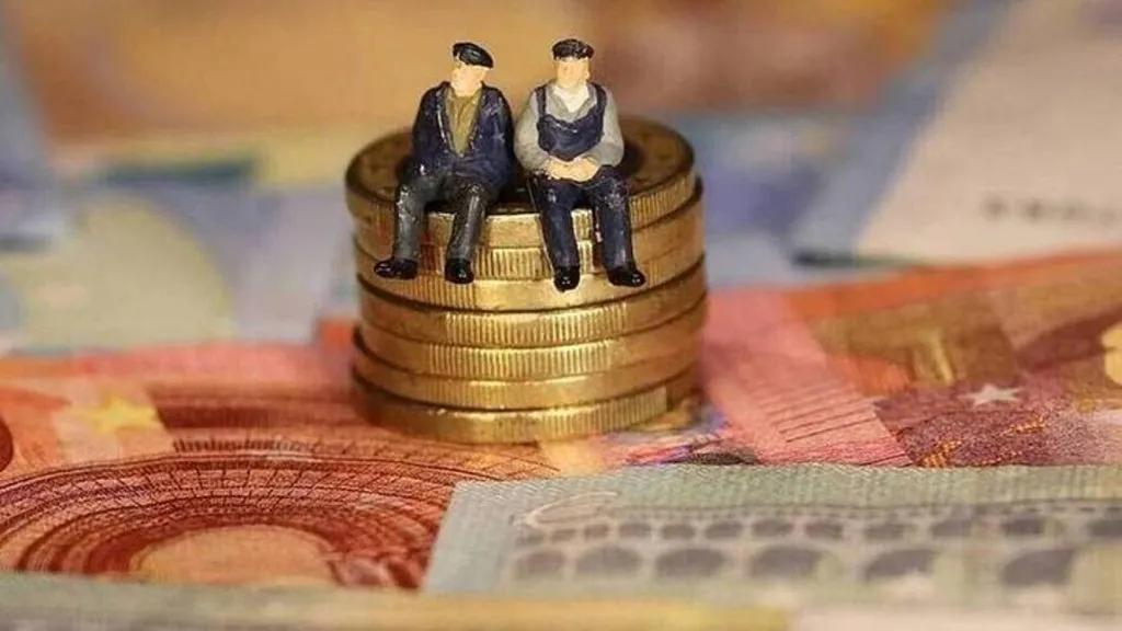 Η υπουργός Νίκη Κεραμέως ανακοινώνει αλλαγές στις συντάξεις χηρείας