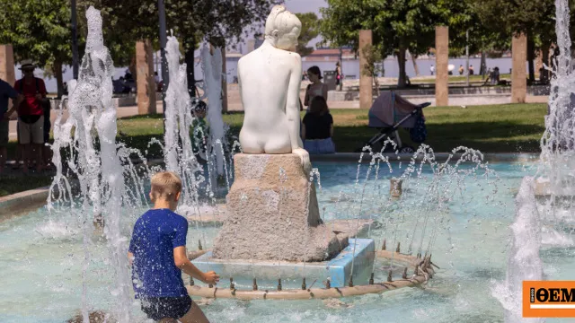 Θερμόμετρο δείχνει υψηλή θερμοκρασία καύσωνα στην Ελλάδα
