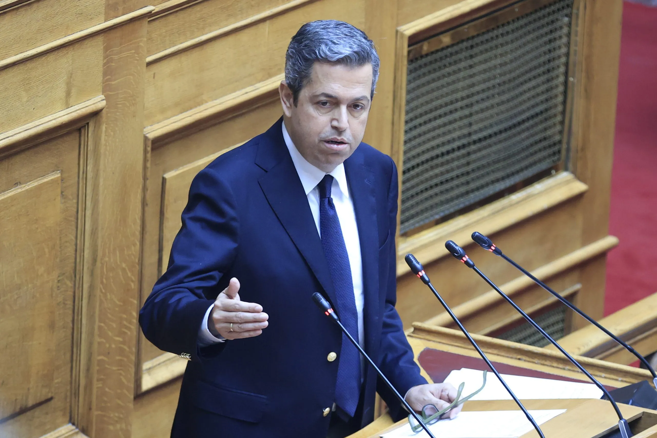 Ο Συμεών Κεδίκογλου παραιτείται από τη Βουλή