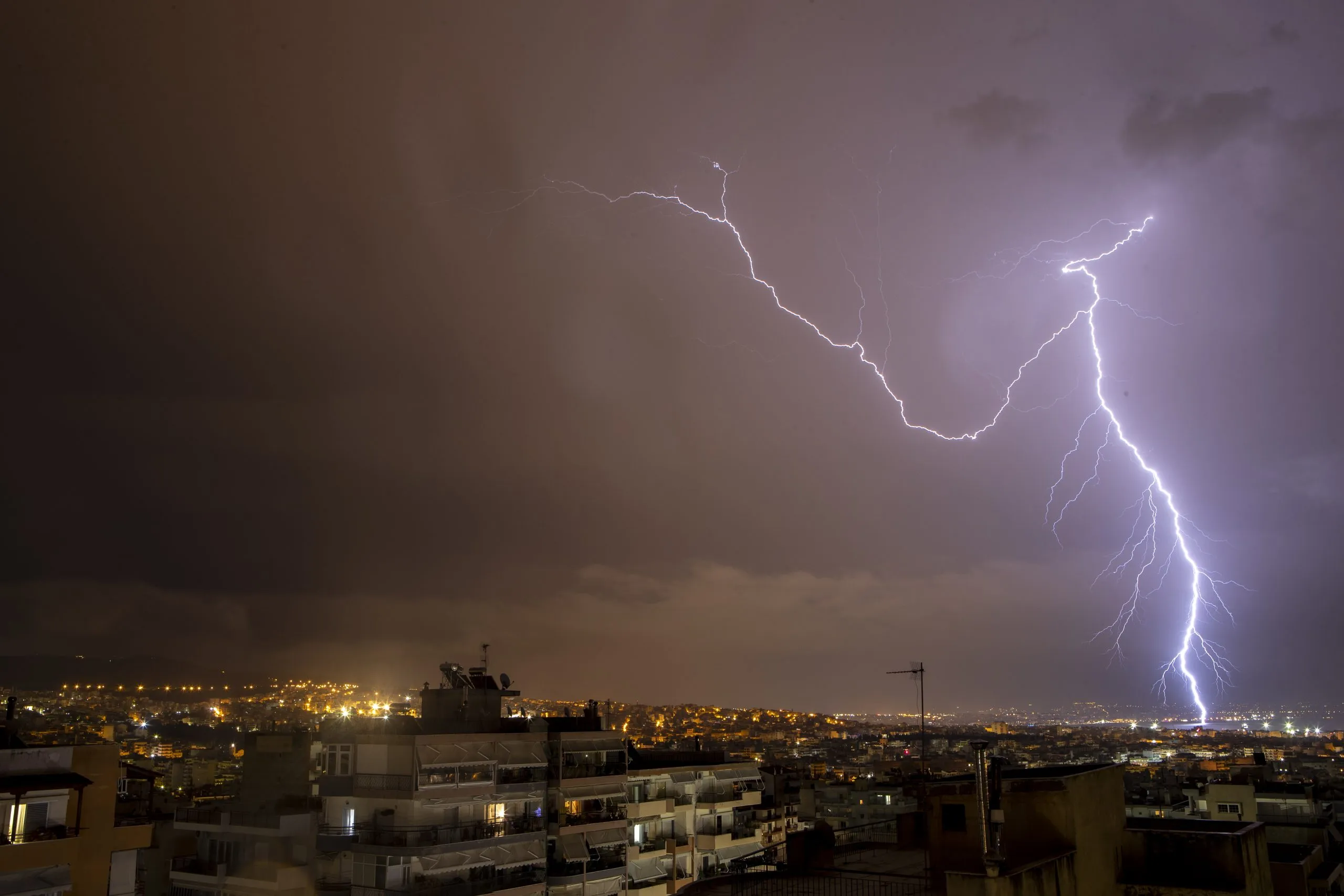 Η κακοκαιρία στη Δράμα προκάλεσε πλημμύρες και ζημιές