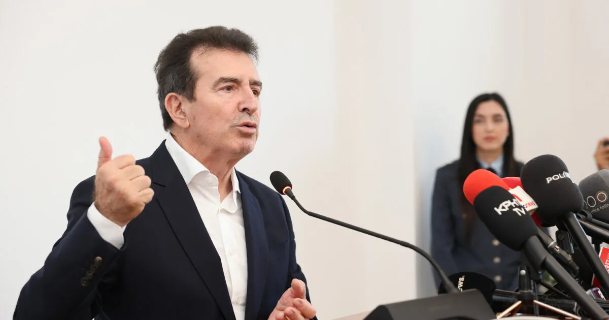 Ο υπουργός Μιχάλης Χρυσοχοΐδης μιλά για την υπόθεση Marfin