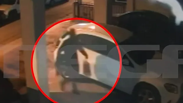 Κουκουλοφόρος τοποθετεί εμπρηστικό μηχανισμό σε πολυκατοικία Θεσσαλονίκη