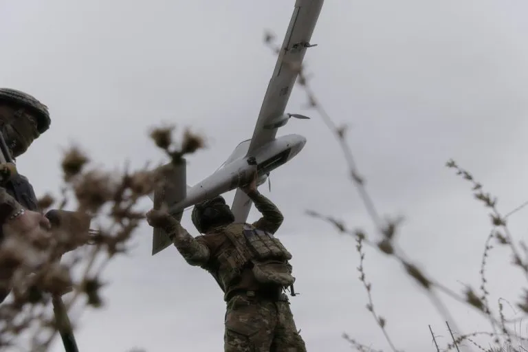 Επίθεση ουκρανικών drones σε κέντρο εφοδιαστικής στη Ρωσία