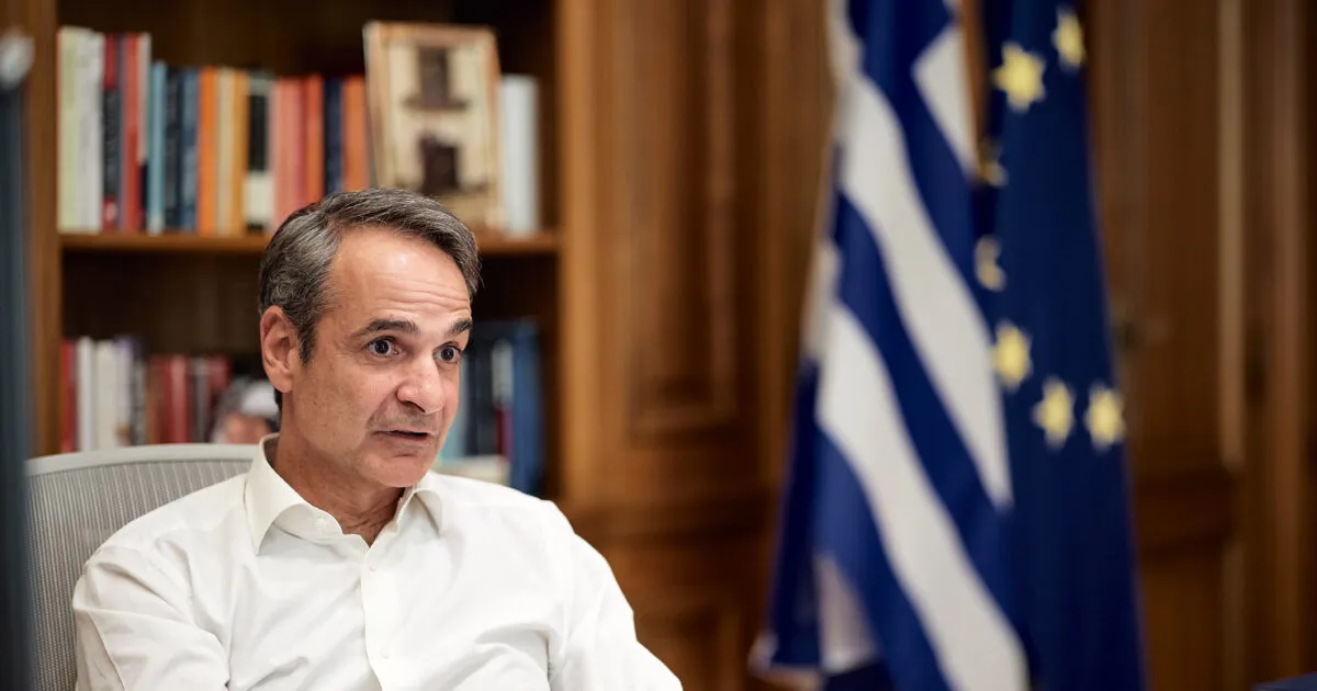 νέο τρένο Blues IC στον σταθμό Θεσσαλονίκης