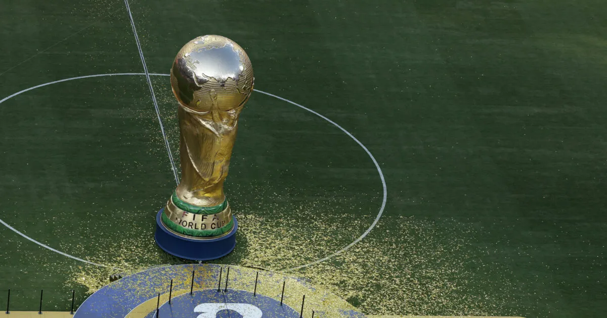 UEFA και FIFA σε αντιπαράθεση για πώληση μεριδίου Μουντιάλ