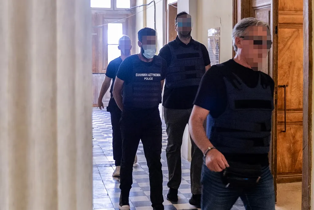 Δικαστικό μέγαρο Σύρου υπόθεση θανάτου διασώστριας