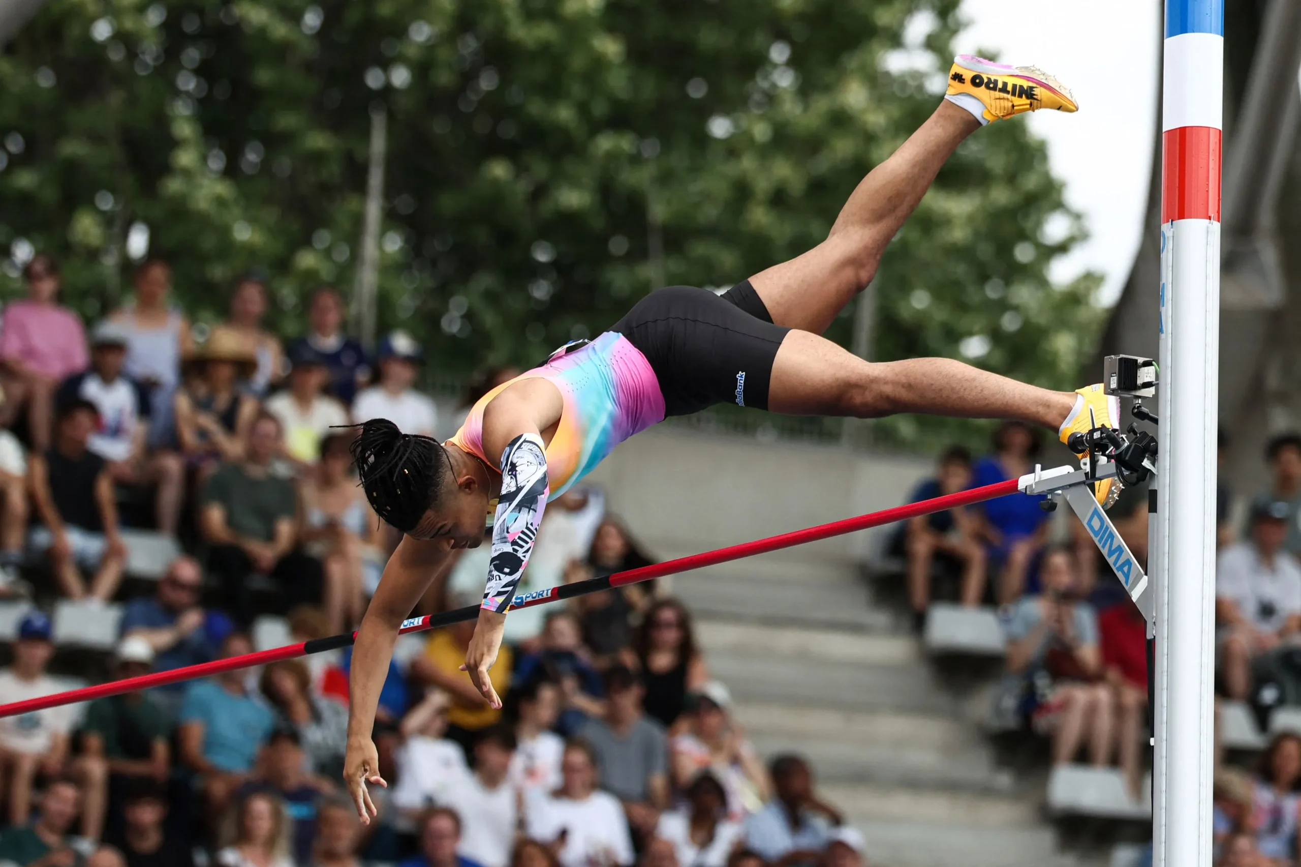 Ο Εμμανουήλ Καραλής στο επί κοντώ Diamond League Λονδίνου