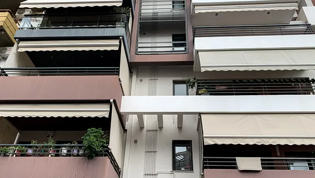 Δεξαμενόπλοιο πετρελαίου στα Στενά του Ορμούζ