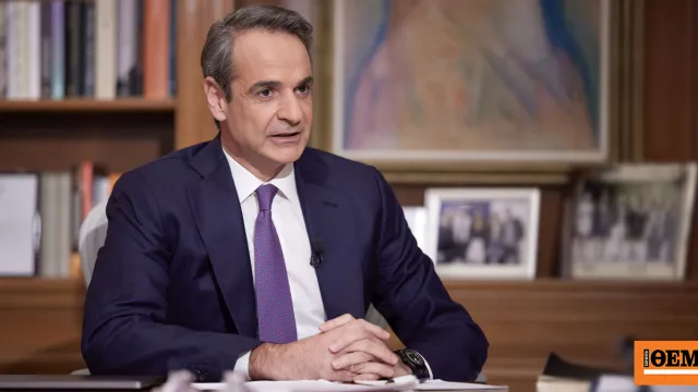 Ο Μητσοτάκης ανεβάζει το αφορολόγητο φιλοδωρημάτων