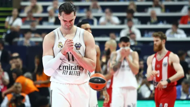 Ο Μάριο Χεζόνια με τη φανέλα των Κλίβελαντ Καβαλίερς