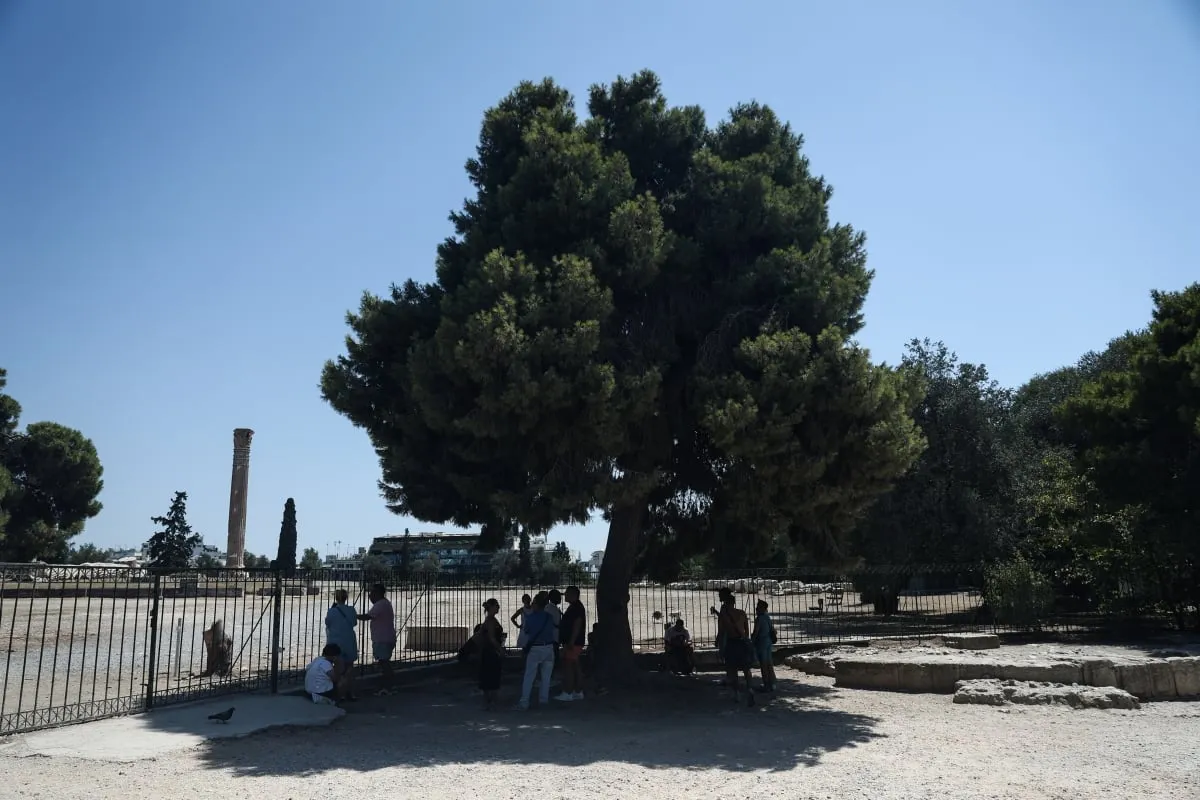 Καιρός σήμερα ήλιος και θερμόμετρο στην Ελλάδα
