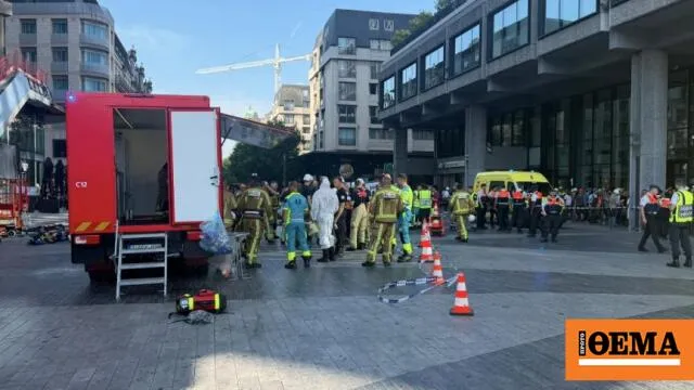Πυροσβέστες σε πυρκαγιά υπό κατασκευή κτιρίου στις Βρυξέλλες
