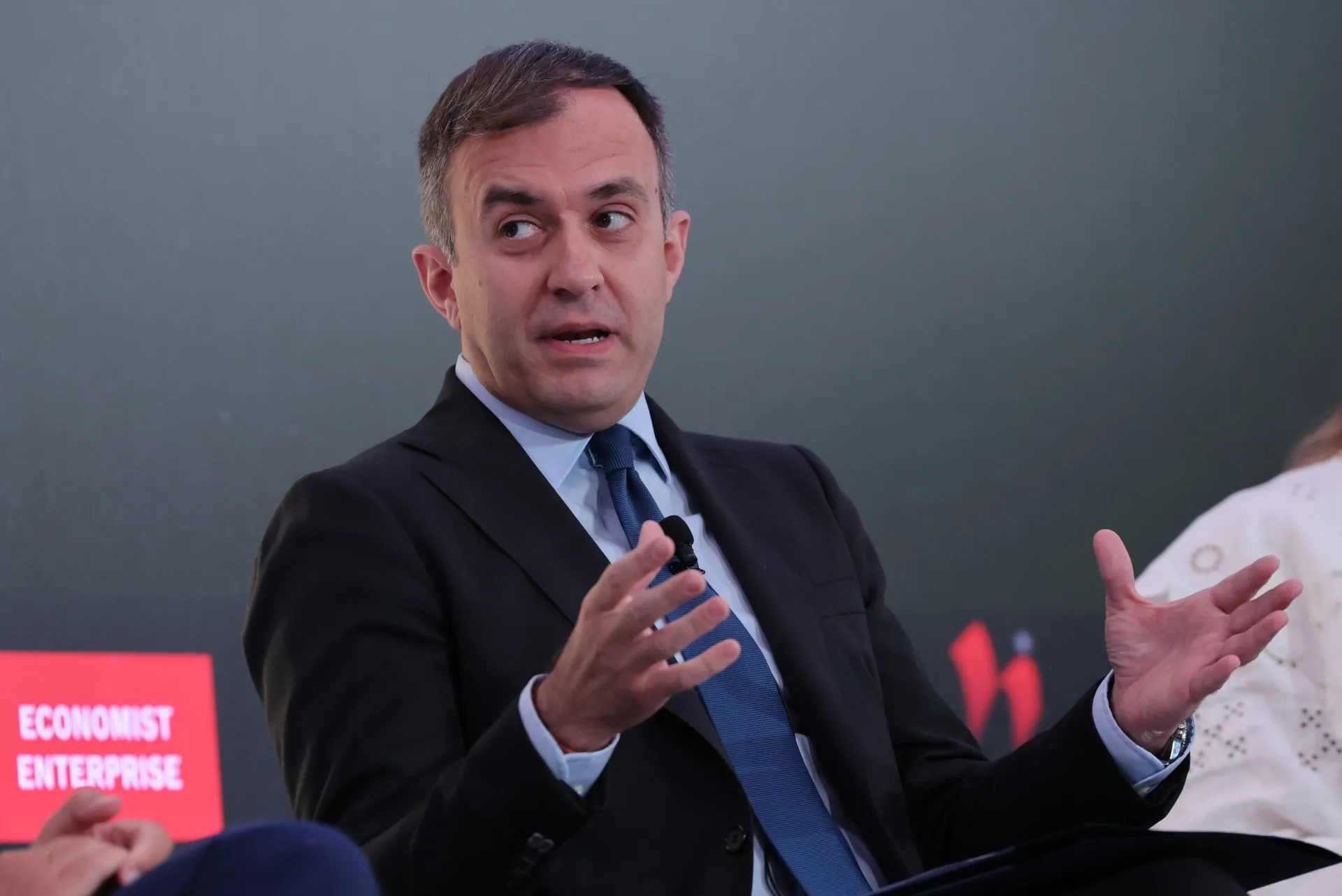 Χατζηβασιλείου και Νταβούτογλου σε κόντρα για το Κυπριακό