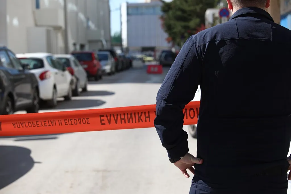 Αστυνομικές δυνάμεις έξω από την πρεσβεία των ΗΠΑ στη Βασιλίσσης Σοφίας
