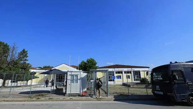 Δικαστική αίθουσα στο Εφετείο Λάρισας για τη δίκη Τεμπών
