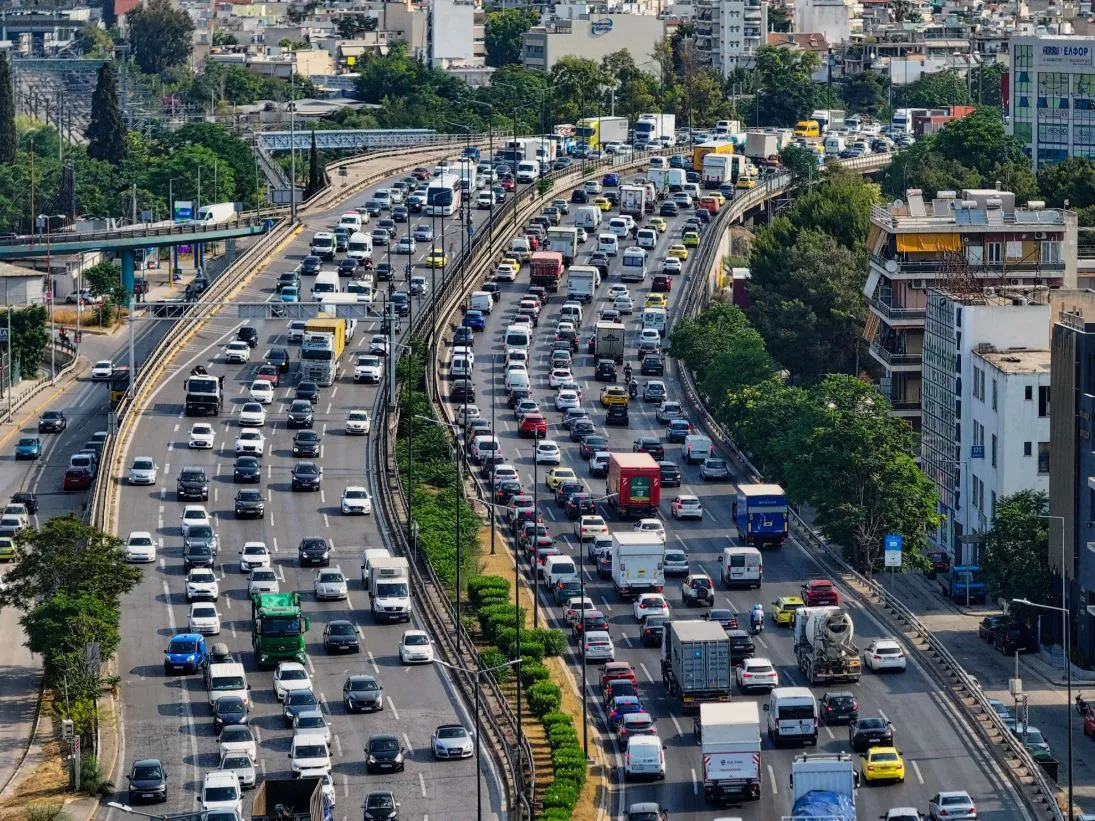 Μποτιλιάρισμα και αυξημένη κίνηση στον Κηφισό Αττικής