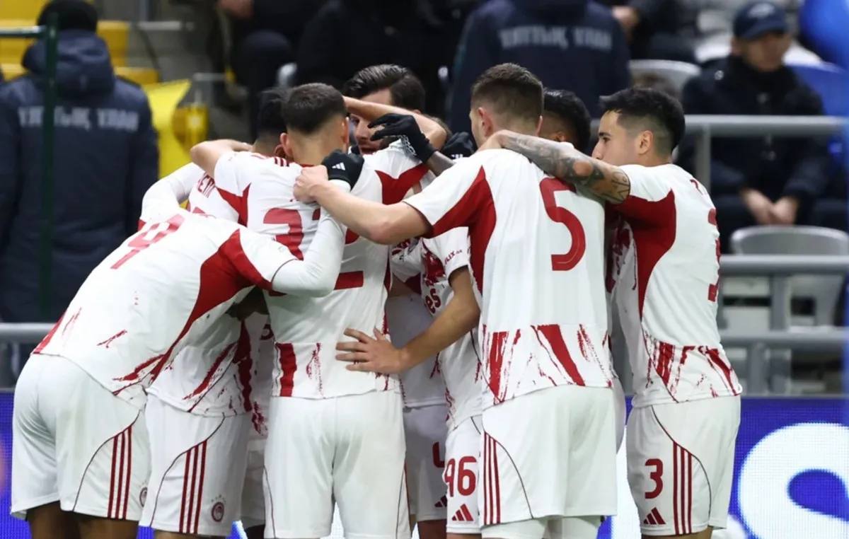 Ο Ολυμπιακός κληρώθηκε με τη Ναϊμέγκεν στο Champions League
