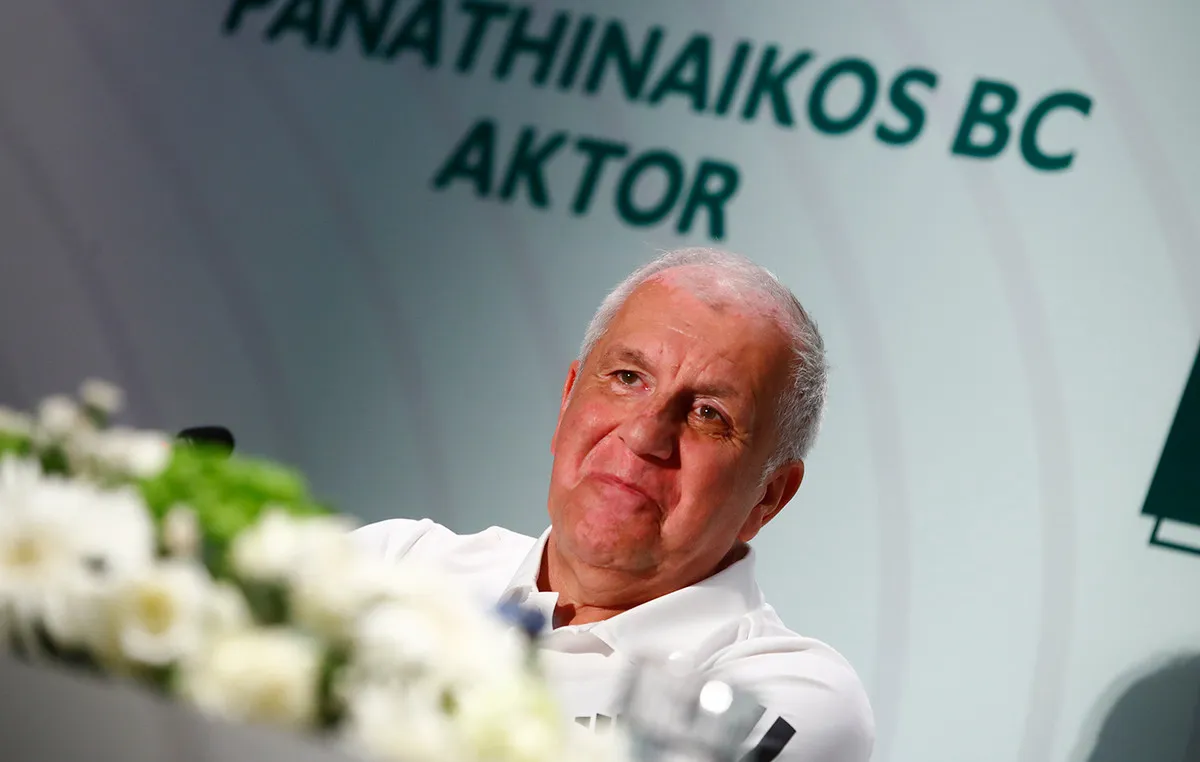 Ο Αϊτόρ Κανταλαπιέδρα με τη φανέλα του ΟΦΗ